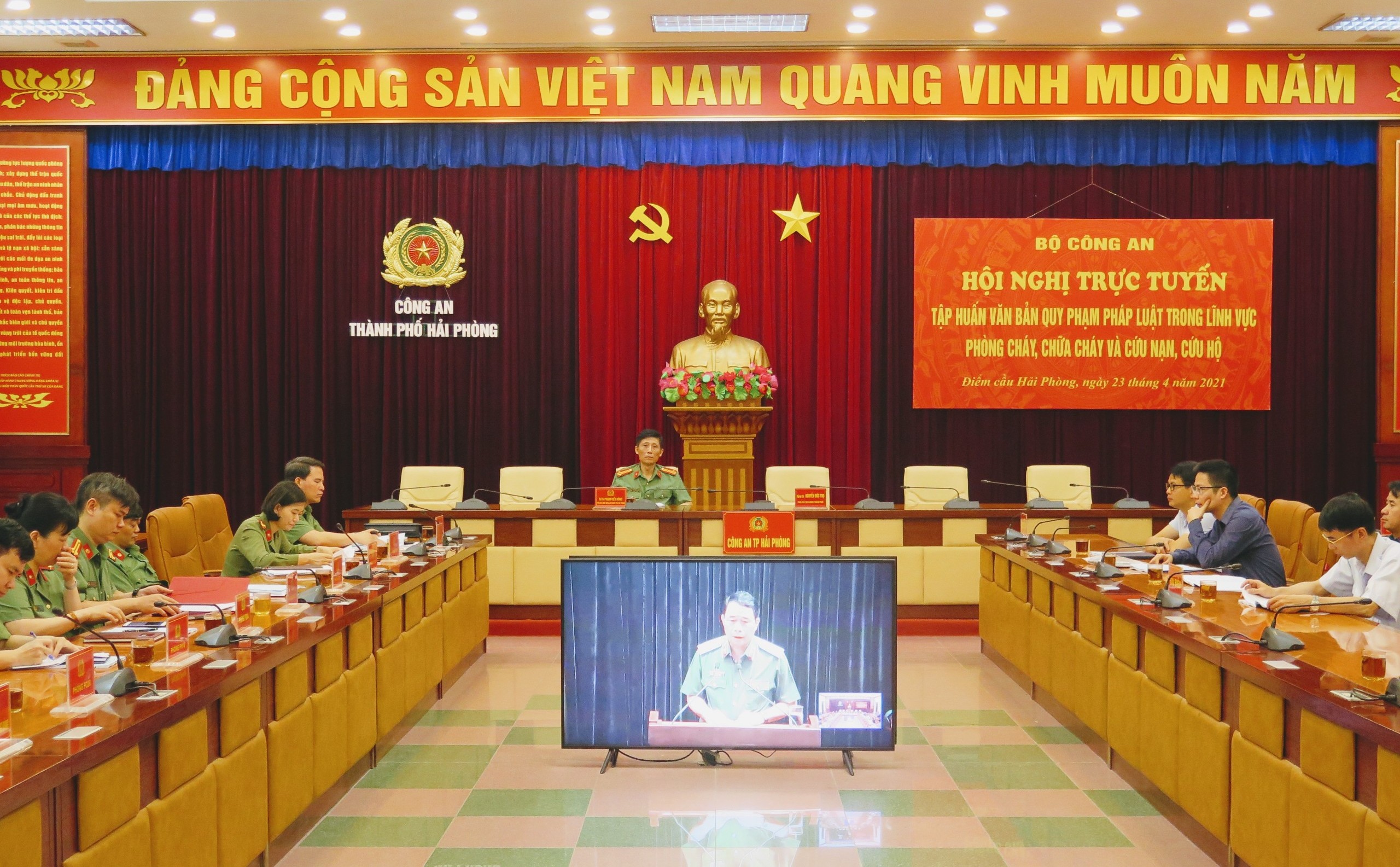 Tập huấn trực tuyến tập huấn văn bản quy phạm pháp luật trong lĩnh vực phòng cháy, chữa cháy và cứu nạn, cứu hộ
